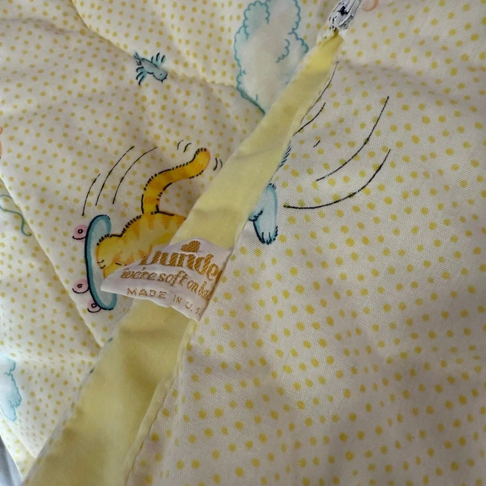 Vintage Dundee Baby Comforter Quilt Blanket Sleeping Sack Yellow Bear Bunny Zip‎